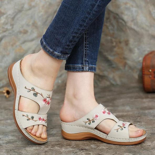 Blumen bestickte Vintage Casual Wedges Sandalen