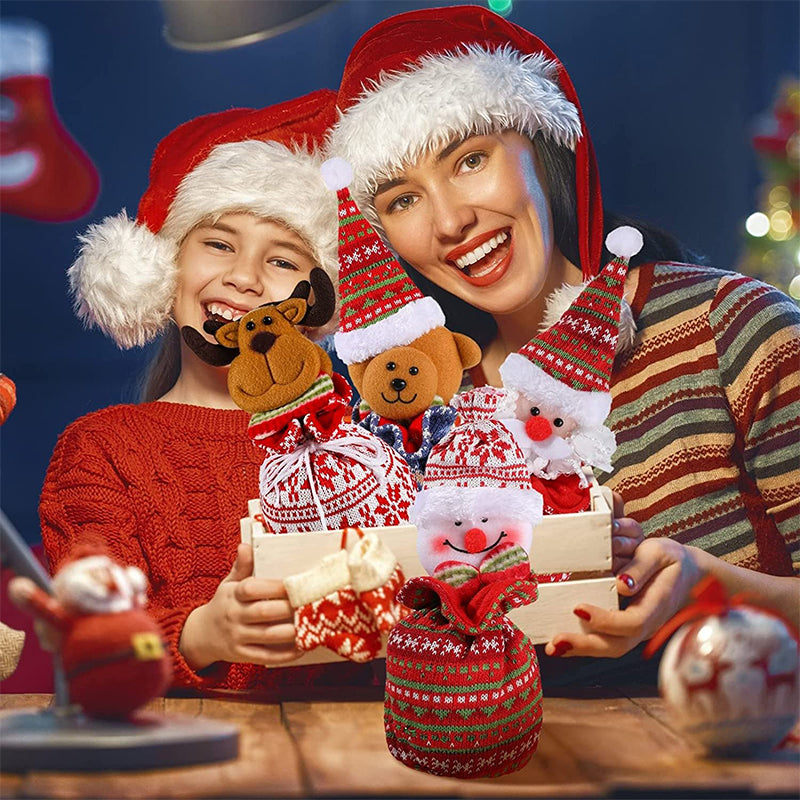 Borse regalo natalizie per bambole lavorate a maglia