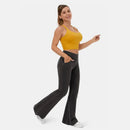 STRETCHIGE DENIM-HOSE MIT HOHER TAILLE UND ÜBERKREUZTEN SCHLAGHOSEN